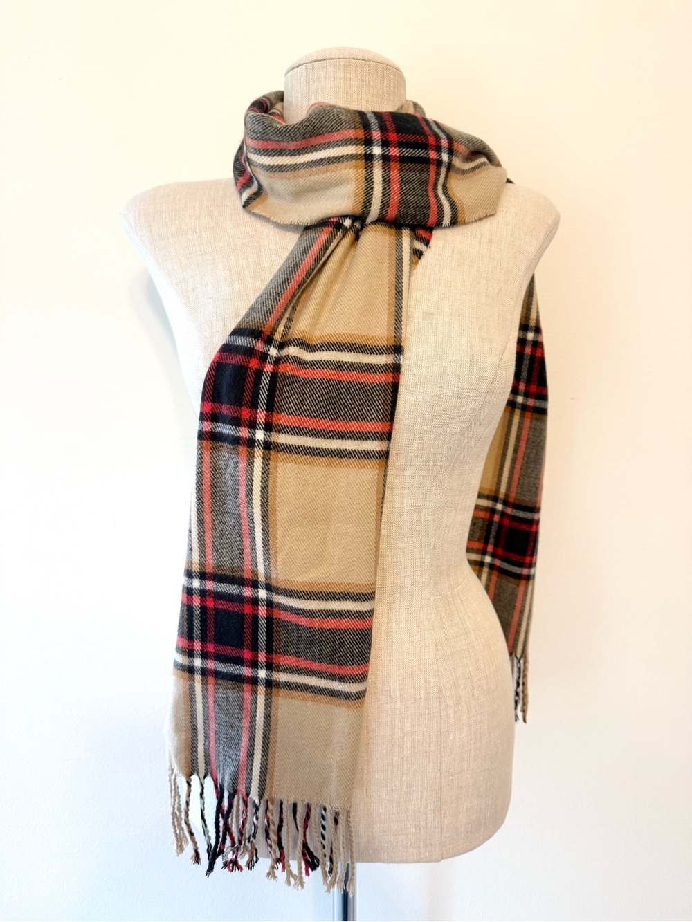 D&Y Camel Plaid Winter Scarf Tartan Preppy Softer Than Cashmere Fringe Academia